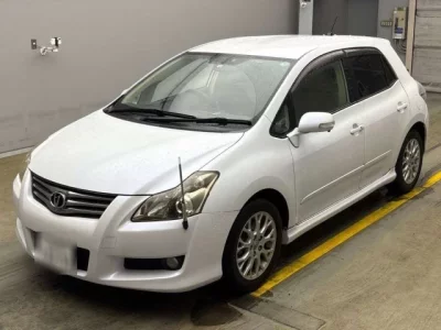 Toyota BLADE