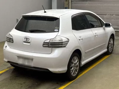 Toyota BLADE