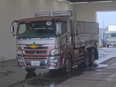 Mitsubishi SUPER GREAT