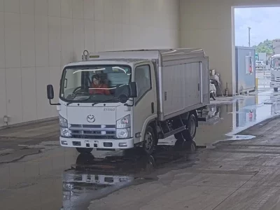 Mazda TITAN