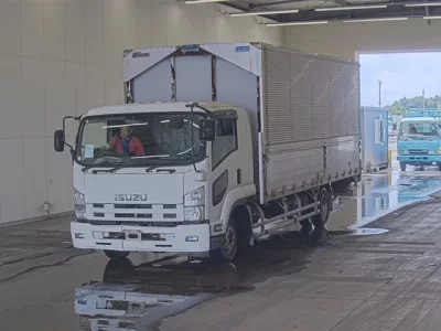 Isuzu FORWARD