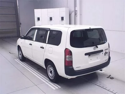 Toyota SUCCEED