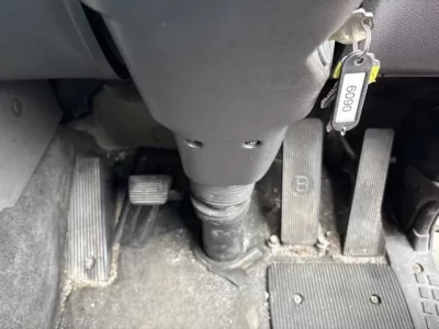 Nissan TRUCK
