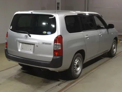 Toyota SUCCEED
