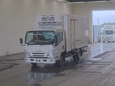 Isuzu ELF