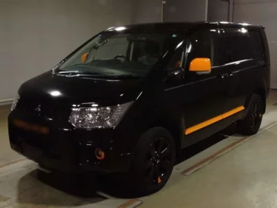 Mitsubishi DELICA D5