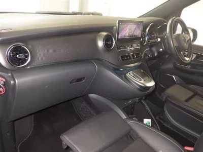 Mercedes-Benz V CLASS