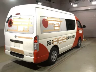Toyota HIACE VAN
