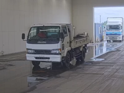 Isuzu JUSTON