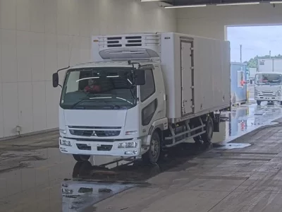 Mitsubishi FUSO FIGHTER