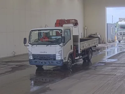 Isuzu ELF