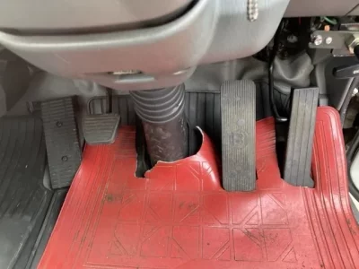 Mitsubishi MINIYON