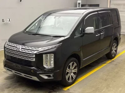 Mitsubishi DELICA D5