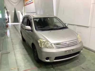 Toyota RAUM
