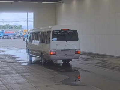 Toyota COASTER