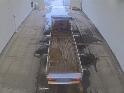 Nissan TRUCK