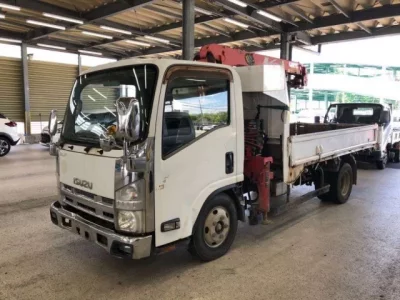 Isuzu ELF