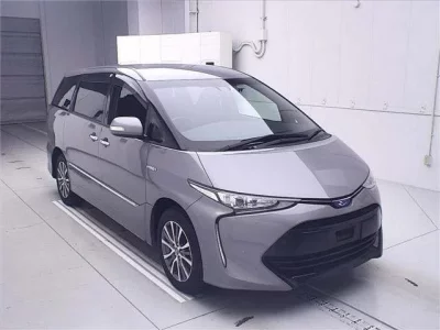 Toyota ESTIMA HYBRID