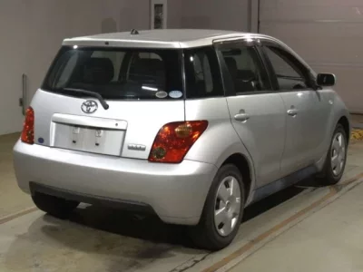 Toyota IST