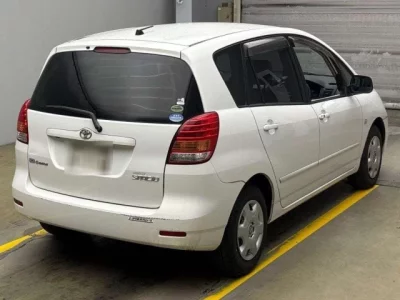 Toyota COROLLA SPACIO