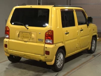 Daihatsu NAKED