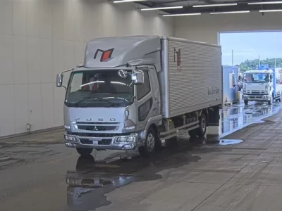 Mitsubishi FUSO FIGHTER
