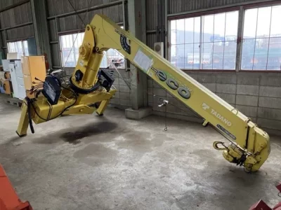 TADANO CRANE
