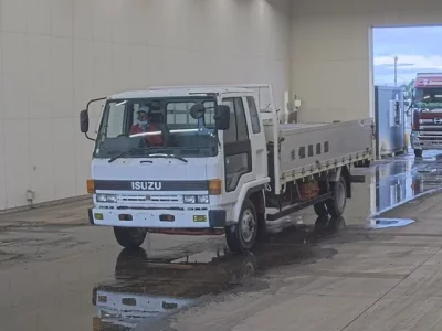 Isuzu FORWARD