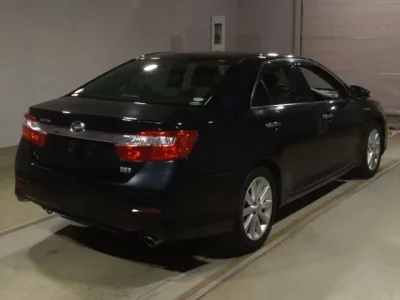 Daihatsu Altis
