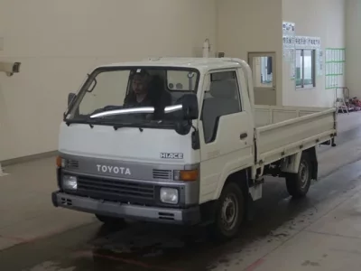 Toyota HIACE TRUCK