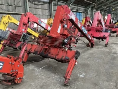 OTHERS UNIC CRANE