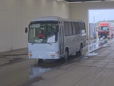Hino BUS