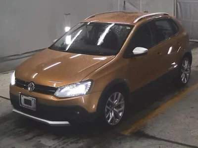 Volkswagen CROSS POLO