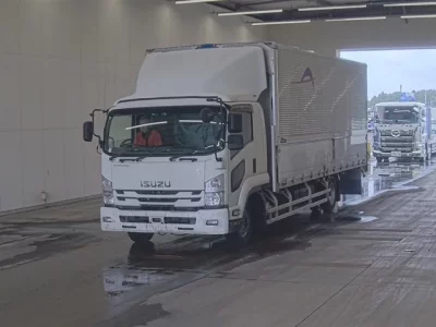 Isuzu FORWARD