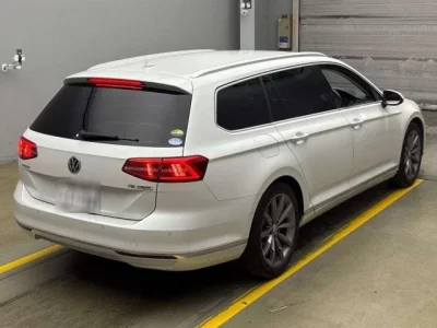 Volkswagen PASSAT VARIANT
