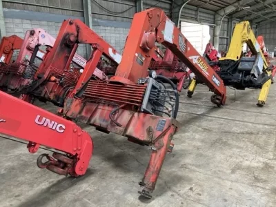 OTHERS UNIC CRANE