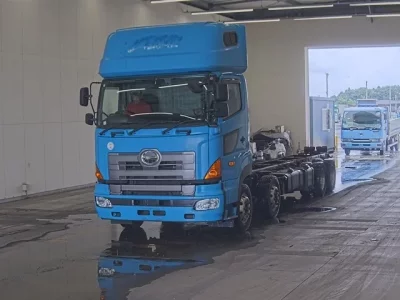 Hino TRUCK