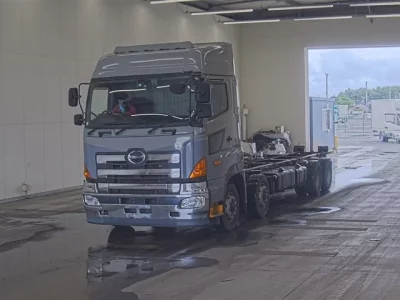 Hino TRUCK