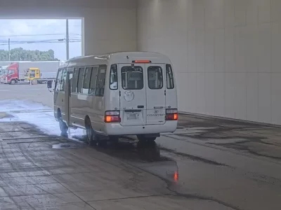 Toyota COASTER