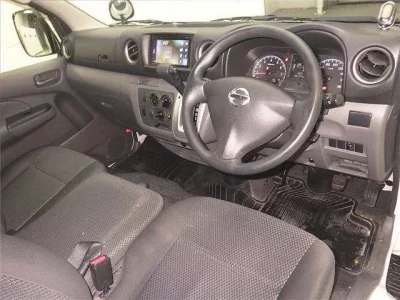 Nissan CARAVAN VAN
