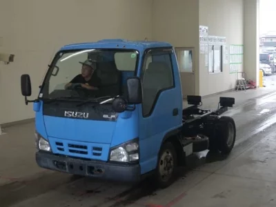 Isuzu ELF