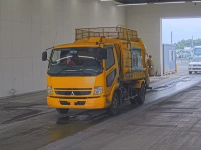 Mitsubishi FUSO FIGHTER