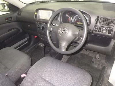 Toyota SUCCEED