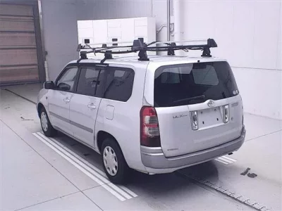 Toyota SUCCEED