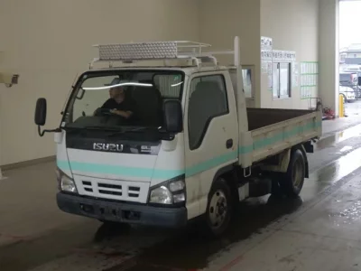 Isuzu ELF