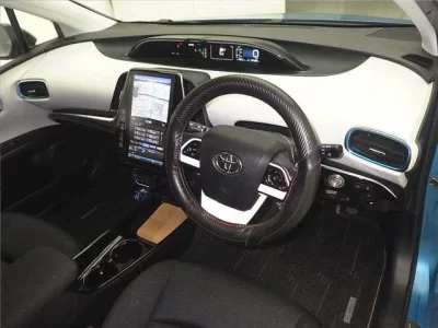 Toyota PRIUS PHV