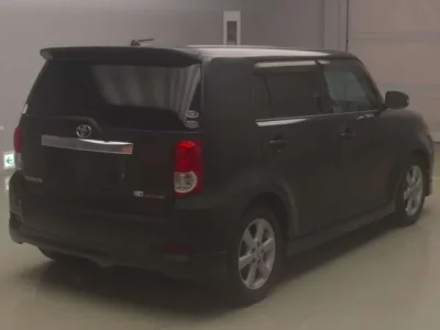 Toyota COROLLA RUMION