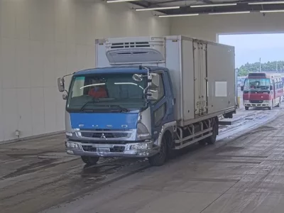 Mitsubishi FUSO FIGHTER