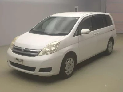 Toyota ISIS
