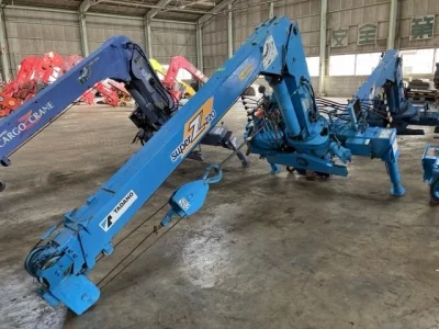 TADANO CRANE